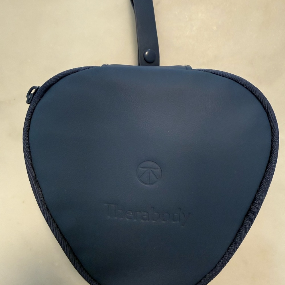 United Therabody Amenity Kit